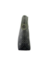 Louis Vuitton Monogram Gradient Souple Clutch 4