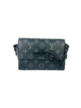 Louis Vuitton Monogram Steamer Wearable Sling Bag 1