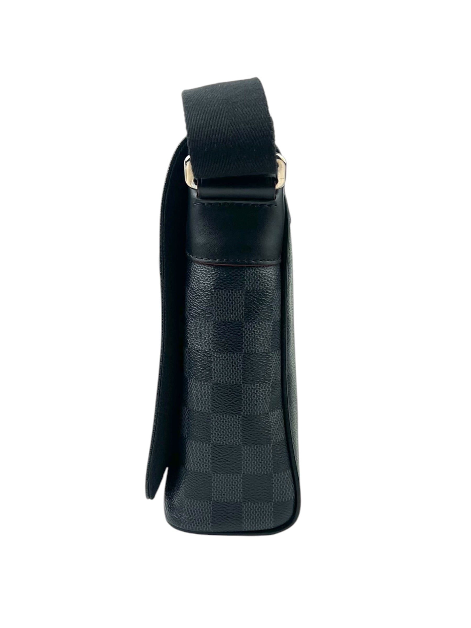 Louis Vuitton Damier Graphite Patch Messenger Bag