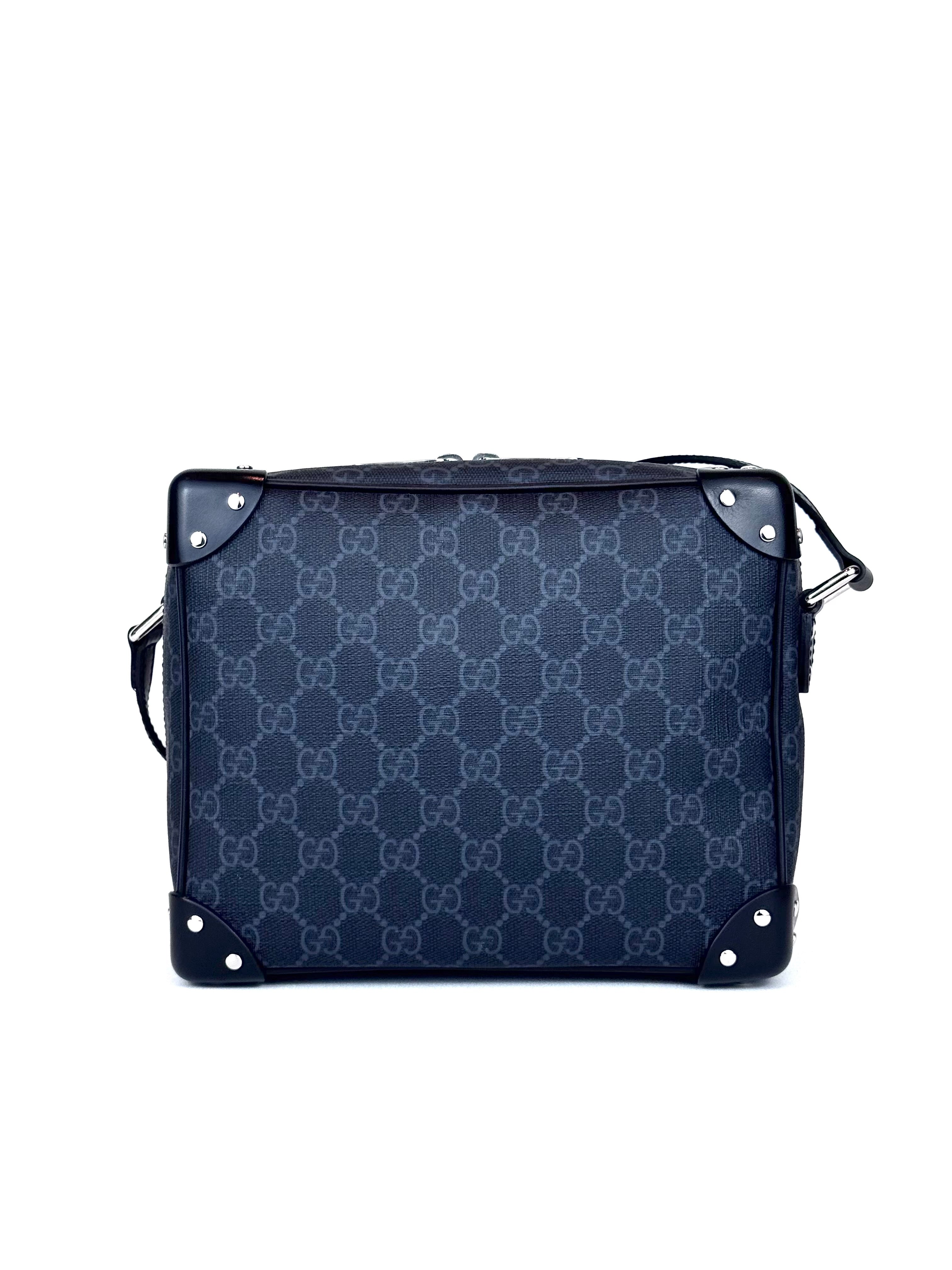 Gucci GG Supreme Trunk Black Slingbag