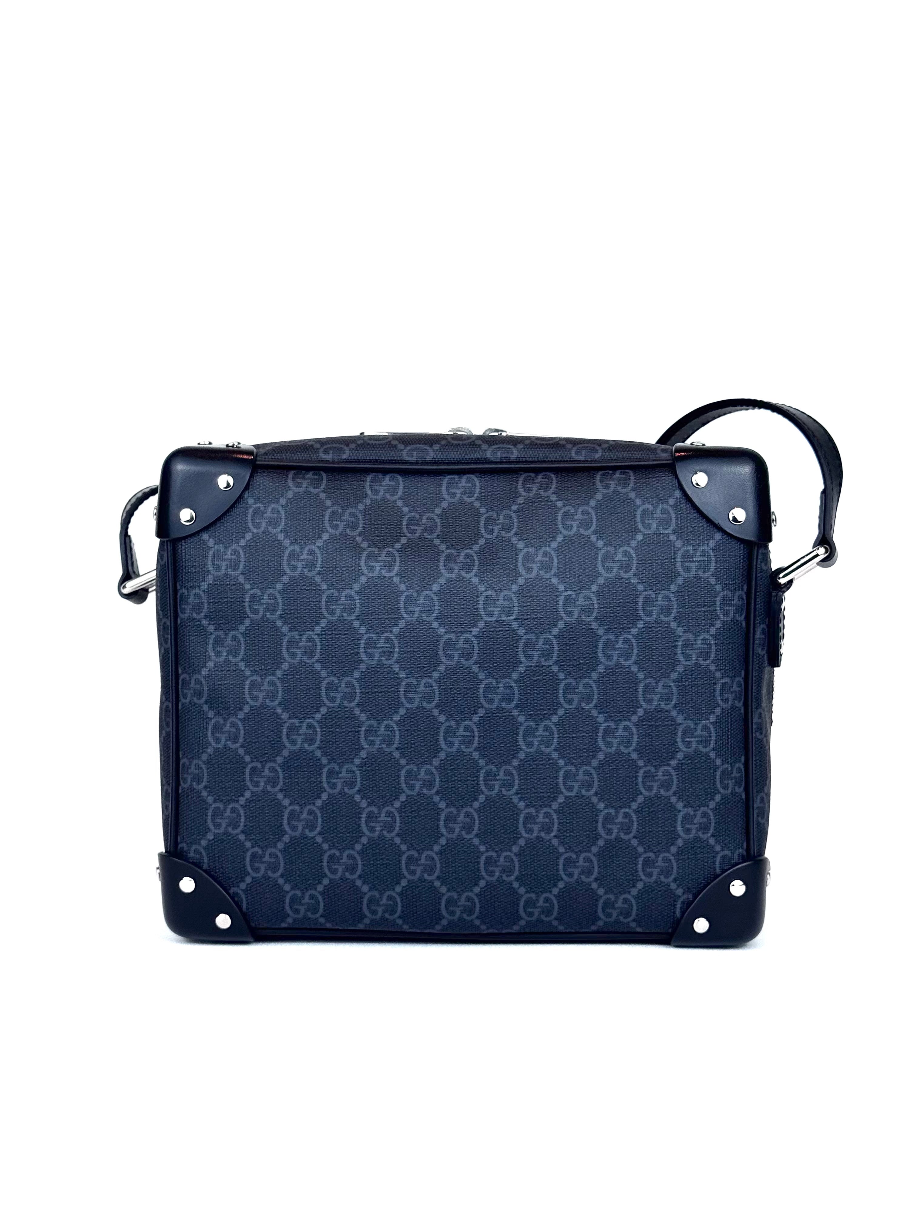 Gucci GG Supreme Trunk Black Slingbag