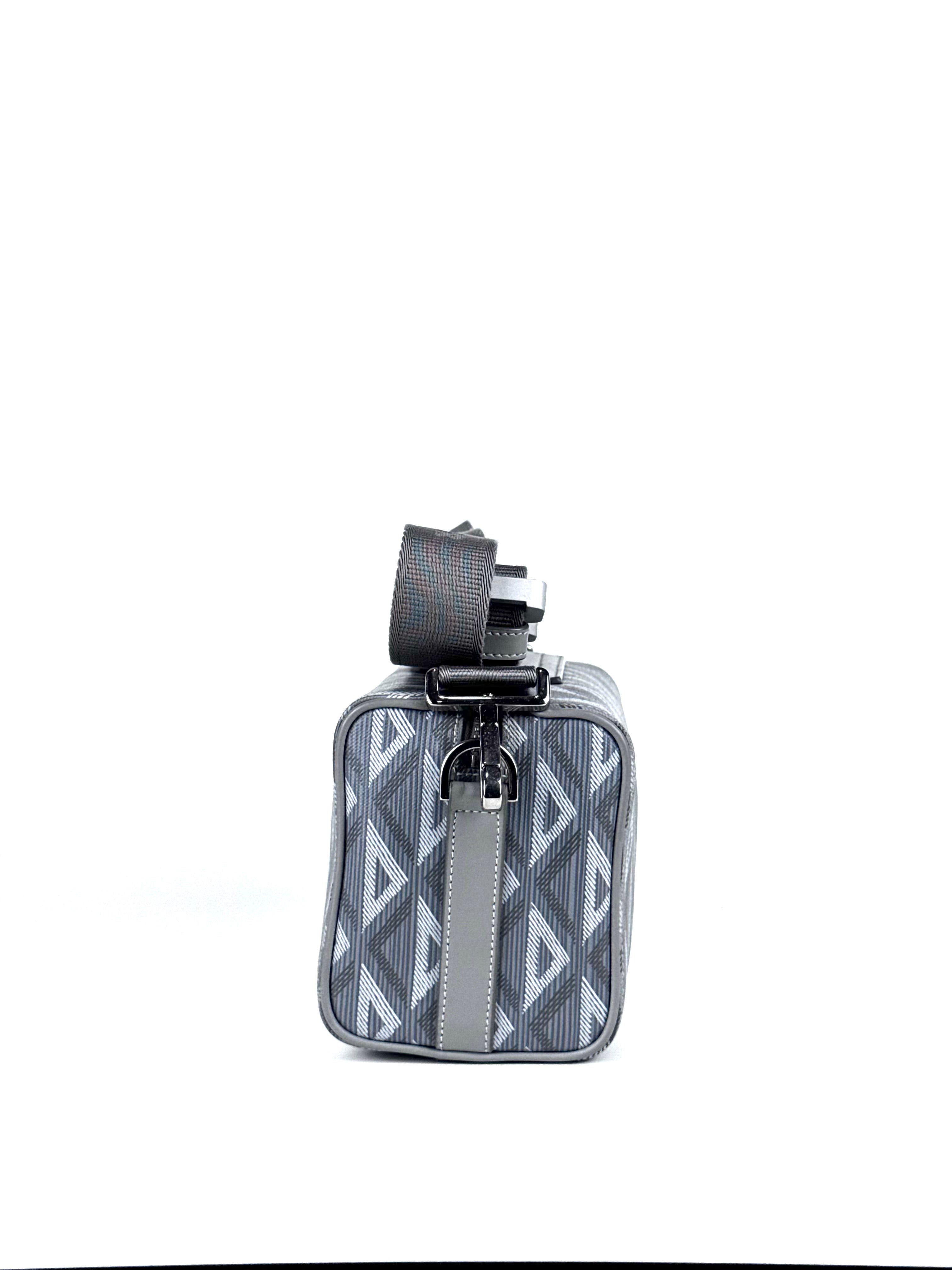 Christian Dior Diamond Lingot 22 Messenger Bag