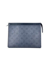 Louis Vuitton Reverse Monogram Pochette Voyage 1
