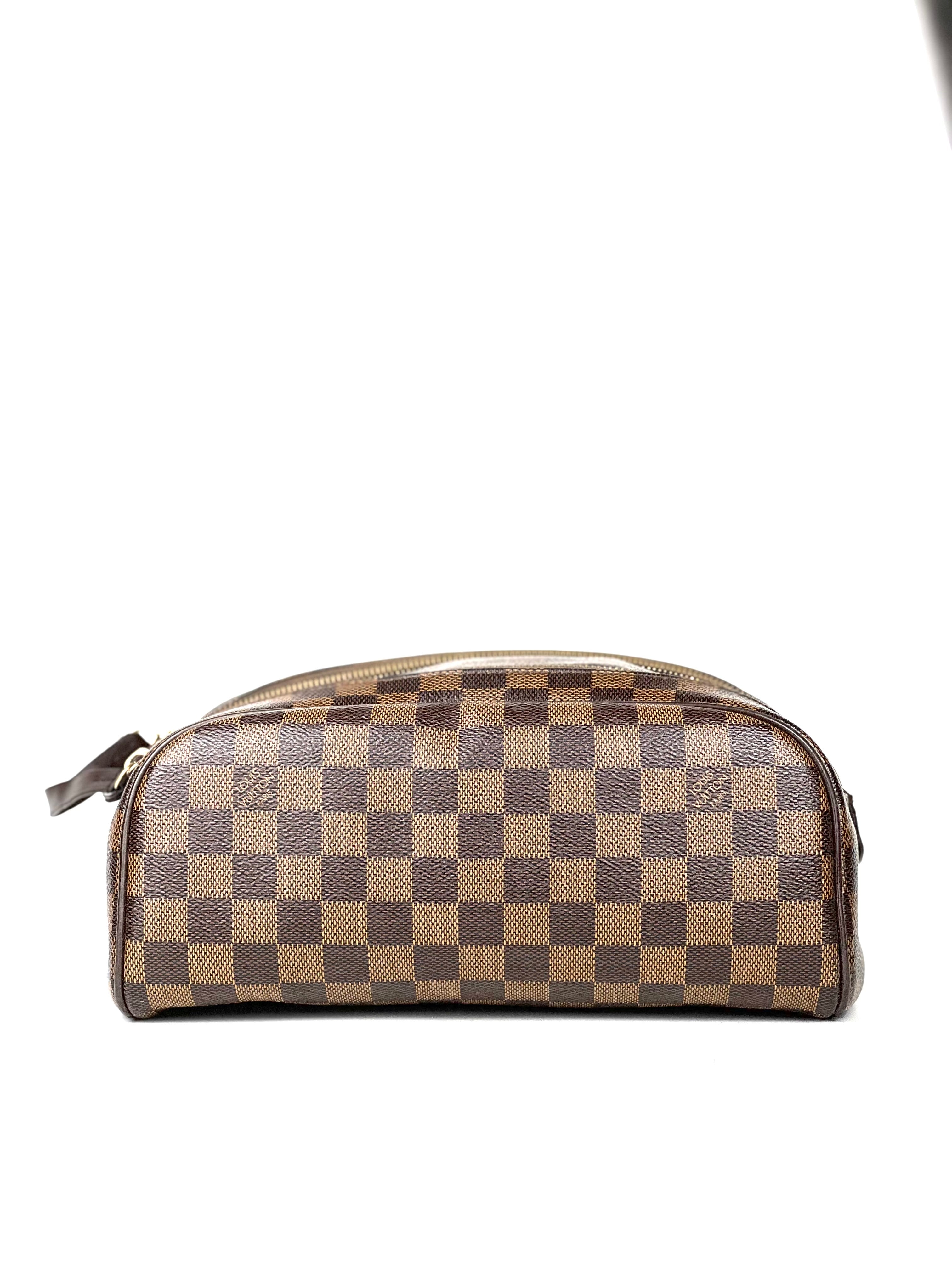 Louis Vuitton Damier Ebene Dopp Kitt Toiletry Bag