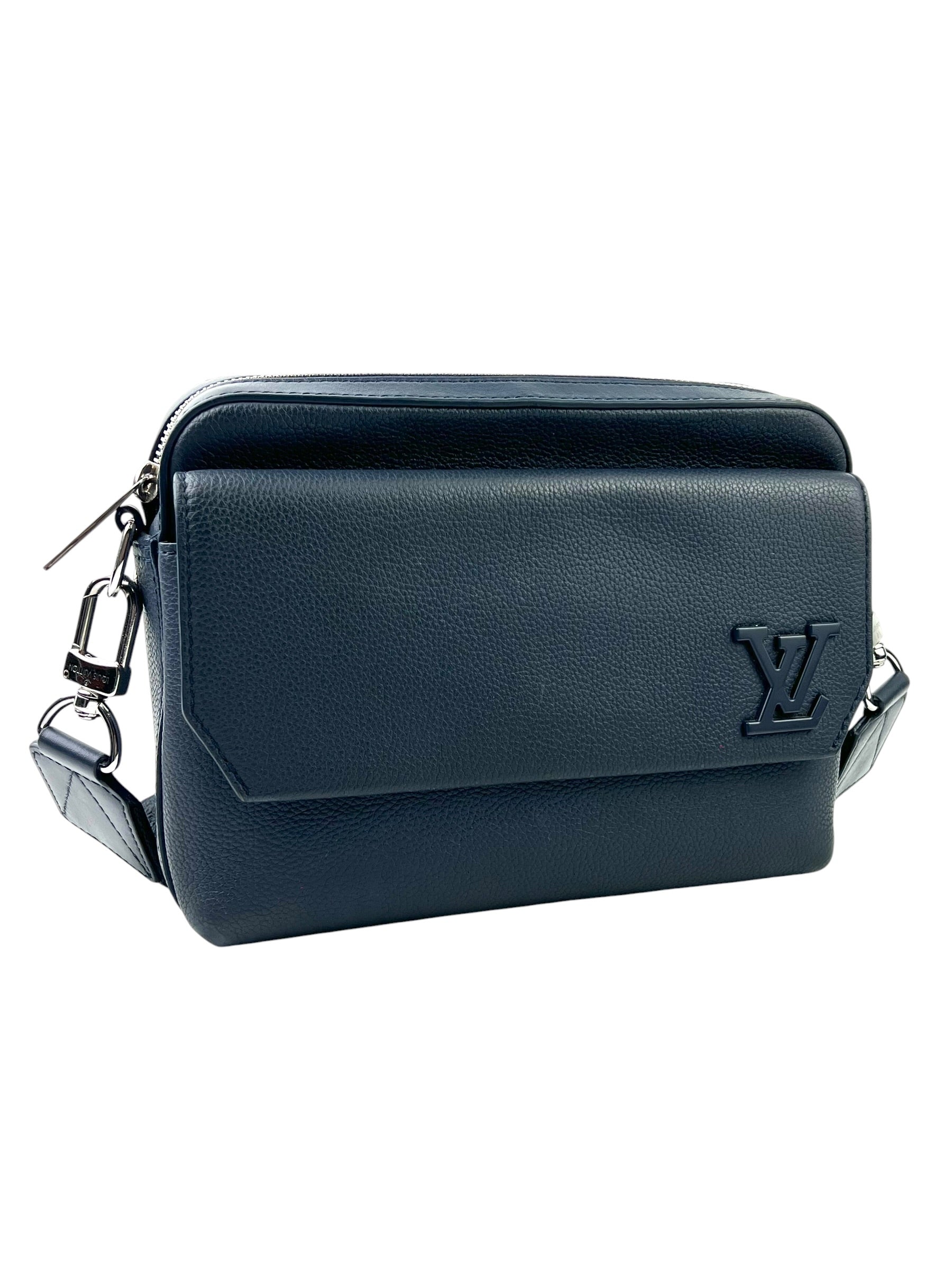 Louis Vuitton Aerogram Takeoff Blue Marine Messenger Bag