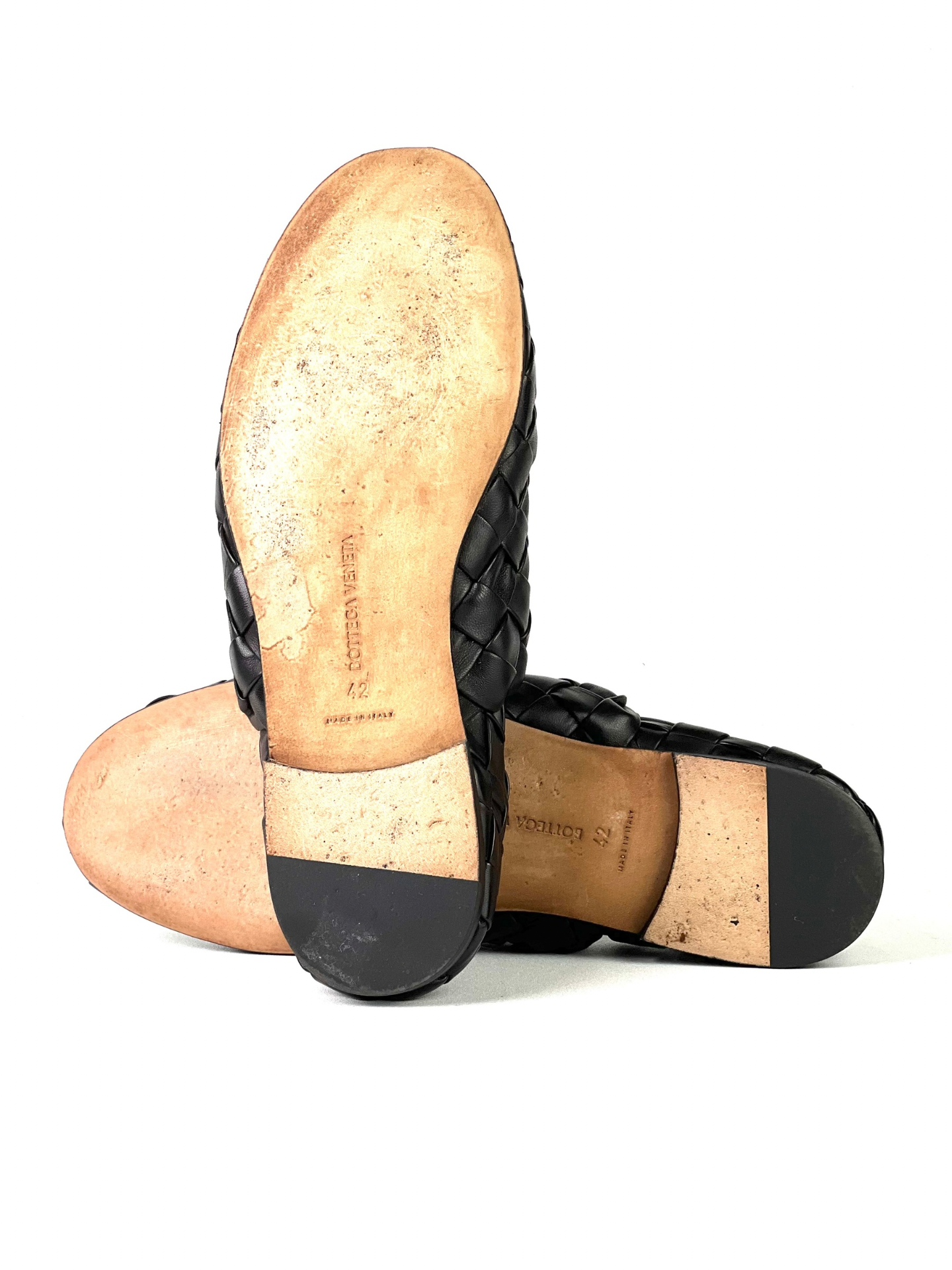 Bottega Veneta Intrecciato Black Leather Slipper