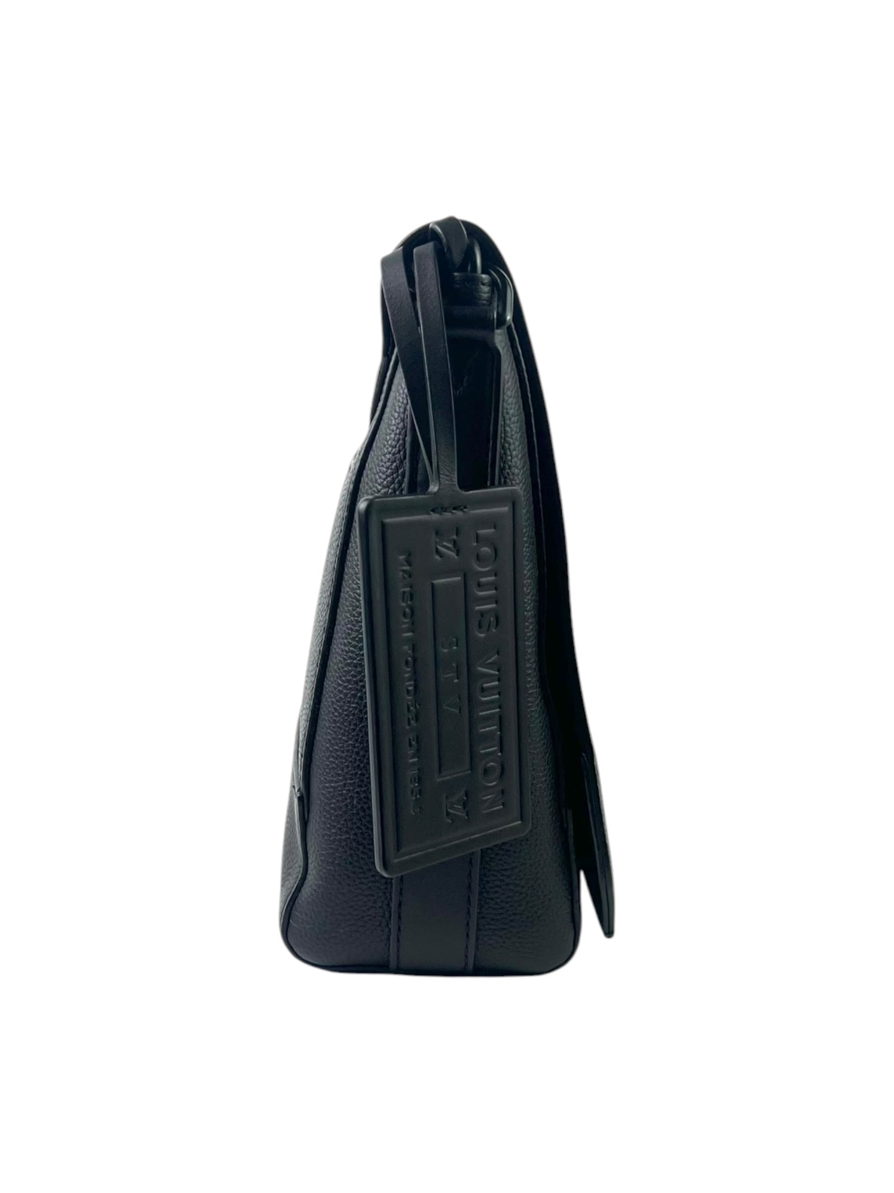 Louis Vuitton Aerogram Takeoff Black Messenger Bag