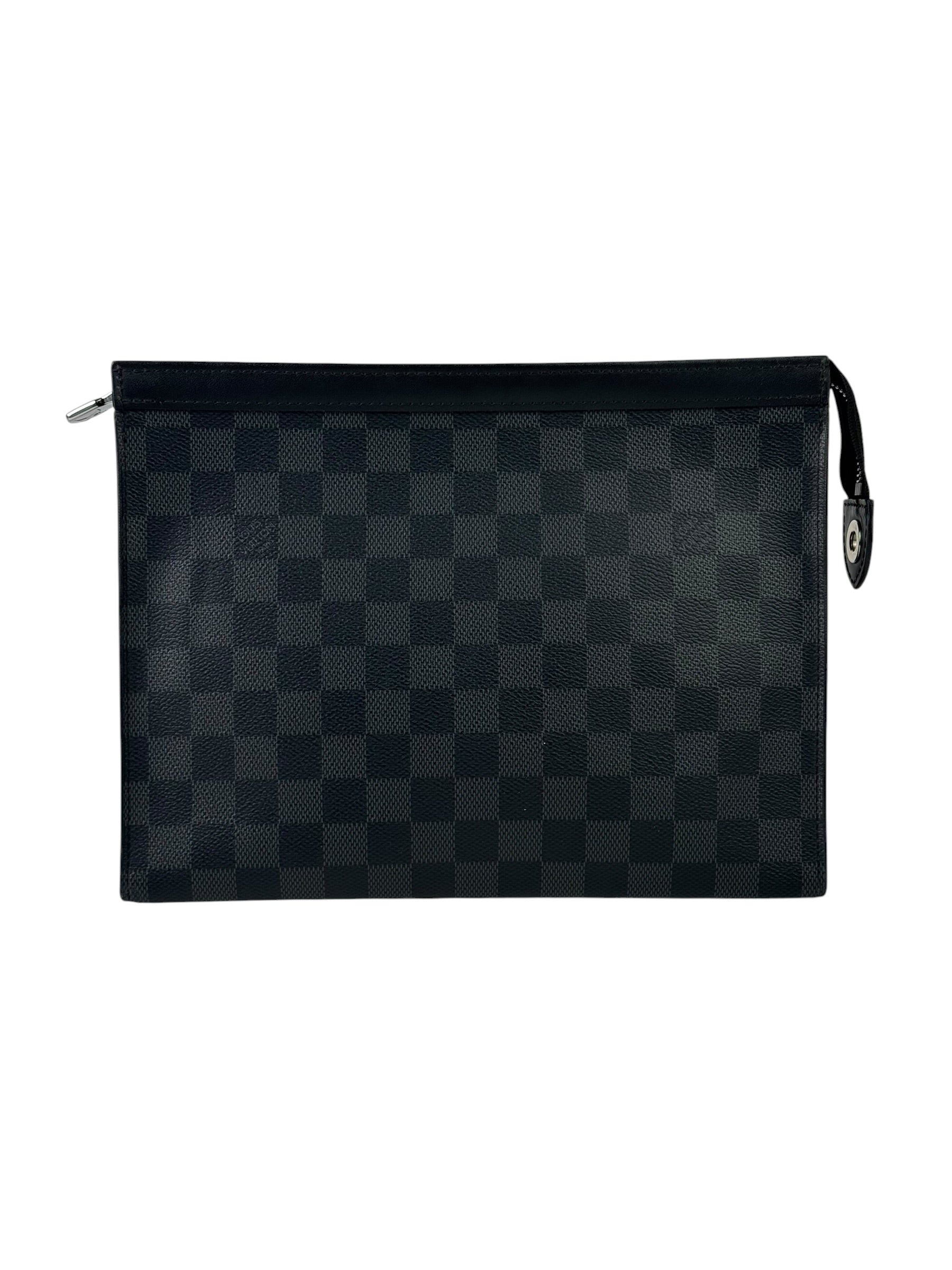 Louis Vuitton Damier Graphite Pochette Voyage (Microchip)