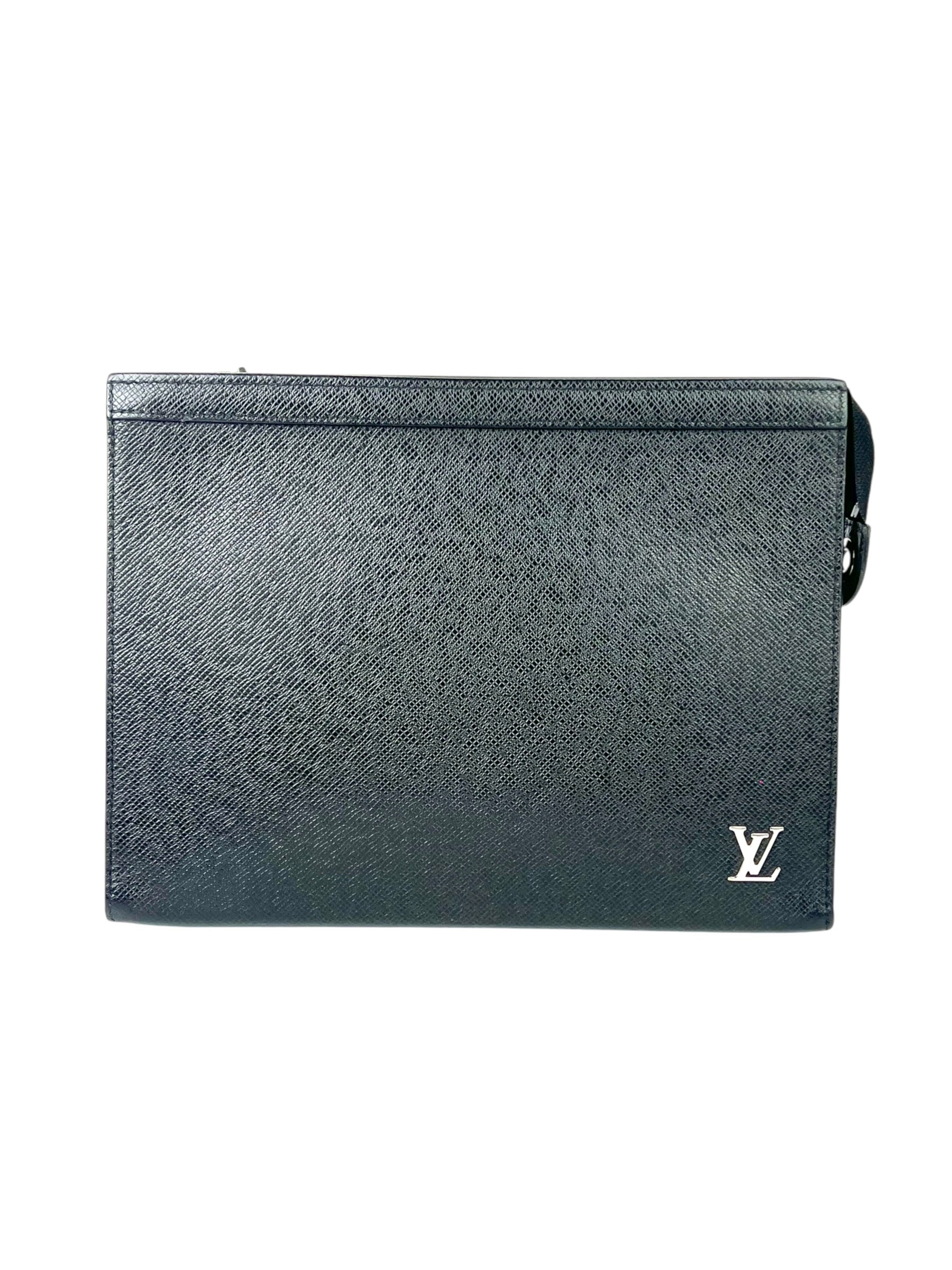 Louis Vuitton Metal Logo Taiga Pochette Voyage