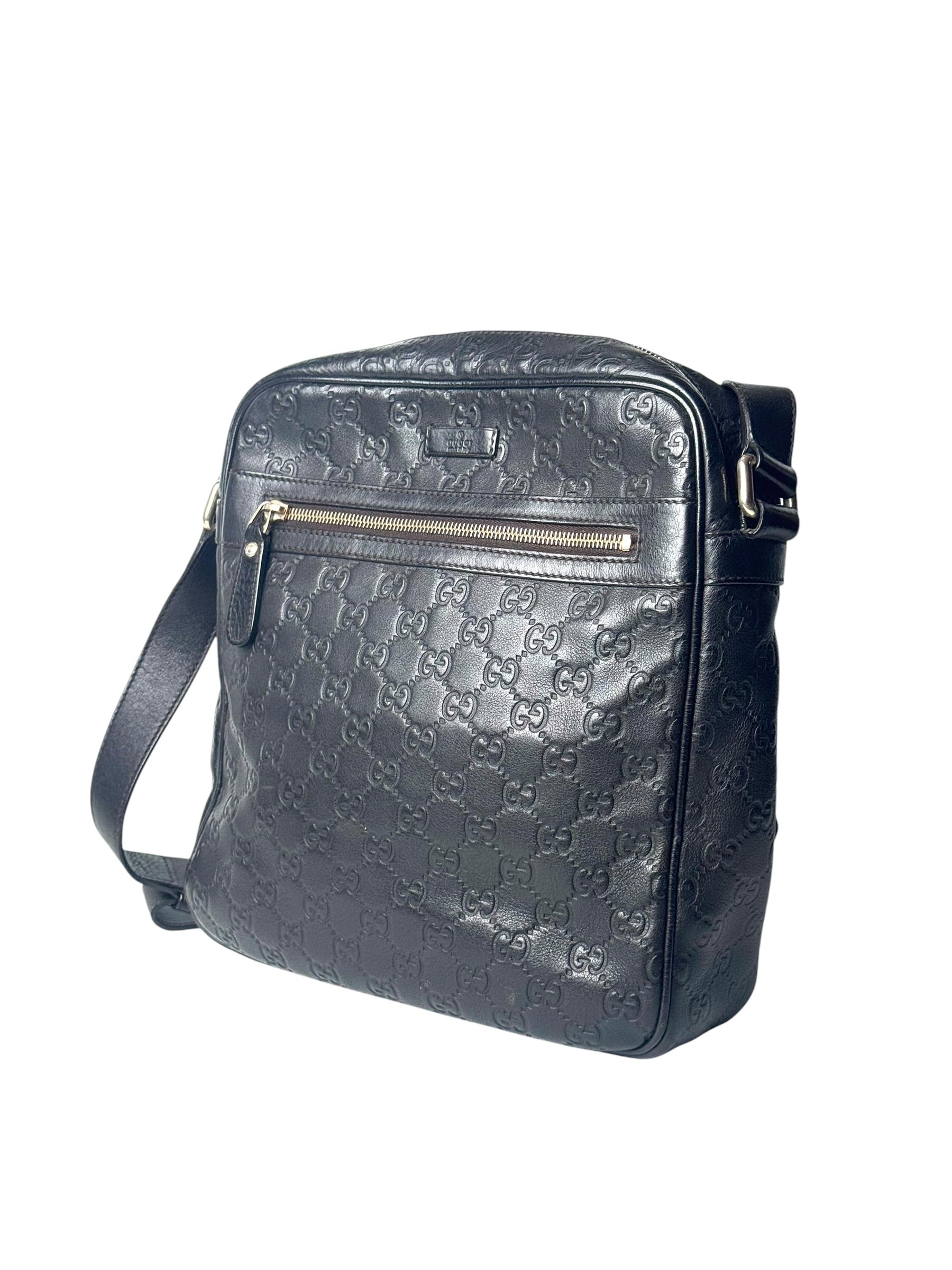 Gucci Microguccissima Leather Black Messenger Bag