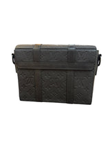 Louis Vuitton Monogram Taurillon Black Messenger Bag 5