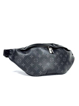 Louis Vuitton Eclipse Monogram Discovery Bumbag (Microchip) 3