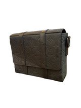 Louis Vuitton Monogram Taurillon Black Messenger Bag 3