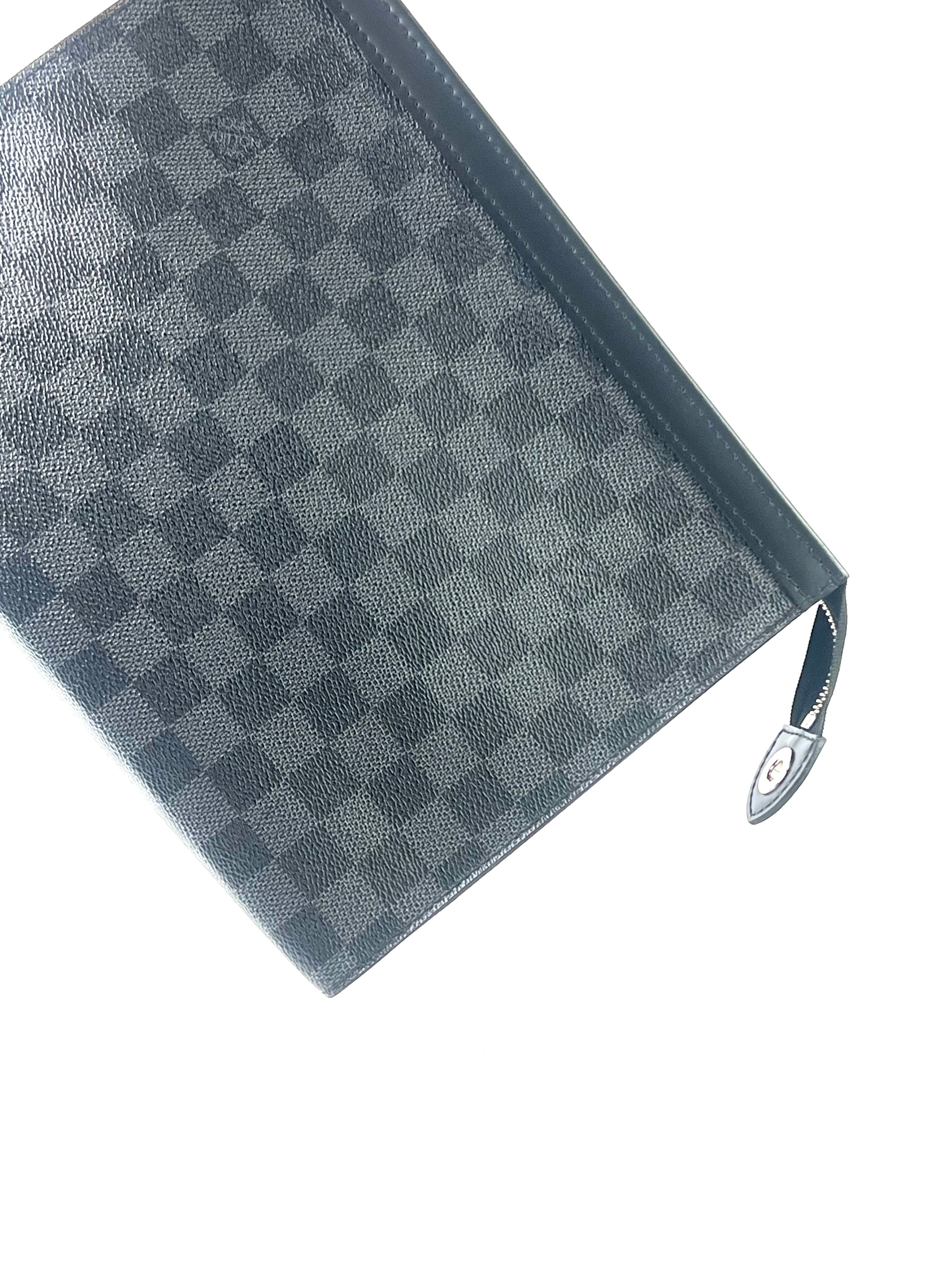 Louis Vuitton Damier Graphite Pochette Voyage