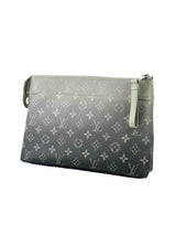 Louis Vuitton Monogram Gradient Souple Clutch 3