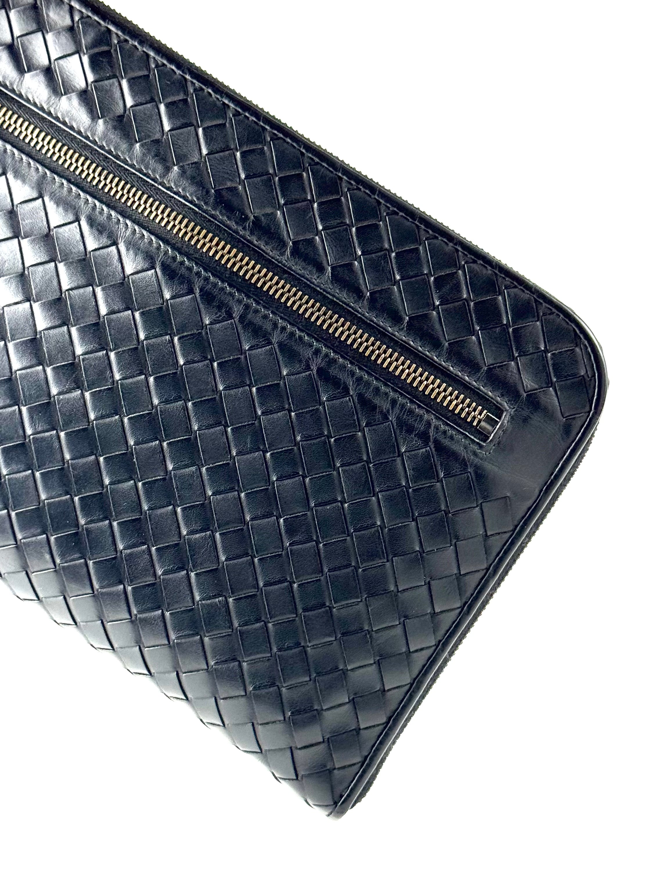 Bottega Veneta Intrecciato Black Vitello Clutch